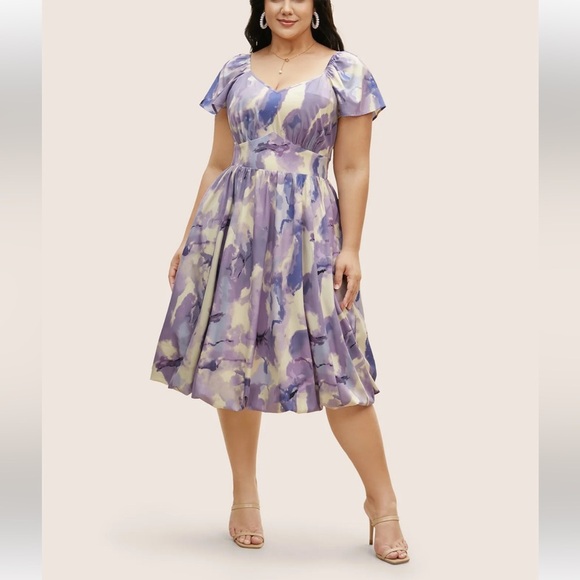 BloomChic Dresses & Skirts - Bloomchic Watercolor Floral Ruffles Shirred Gathered Dress